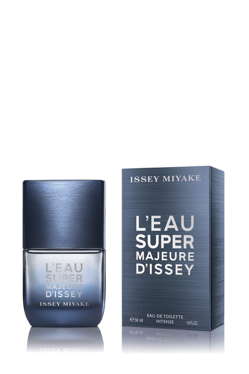 Issey miyake l eau d issey sport. Issey Miyake l'Eau super majeure d'Issey EDT. L'Eau d'Issey мужские. Issey Miyake туалетная вода лимитка.