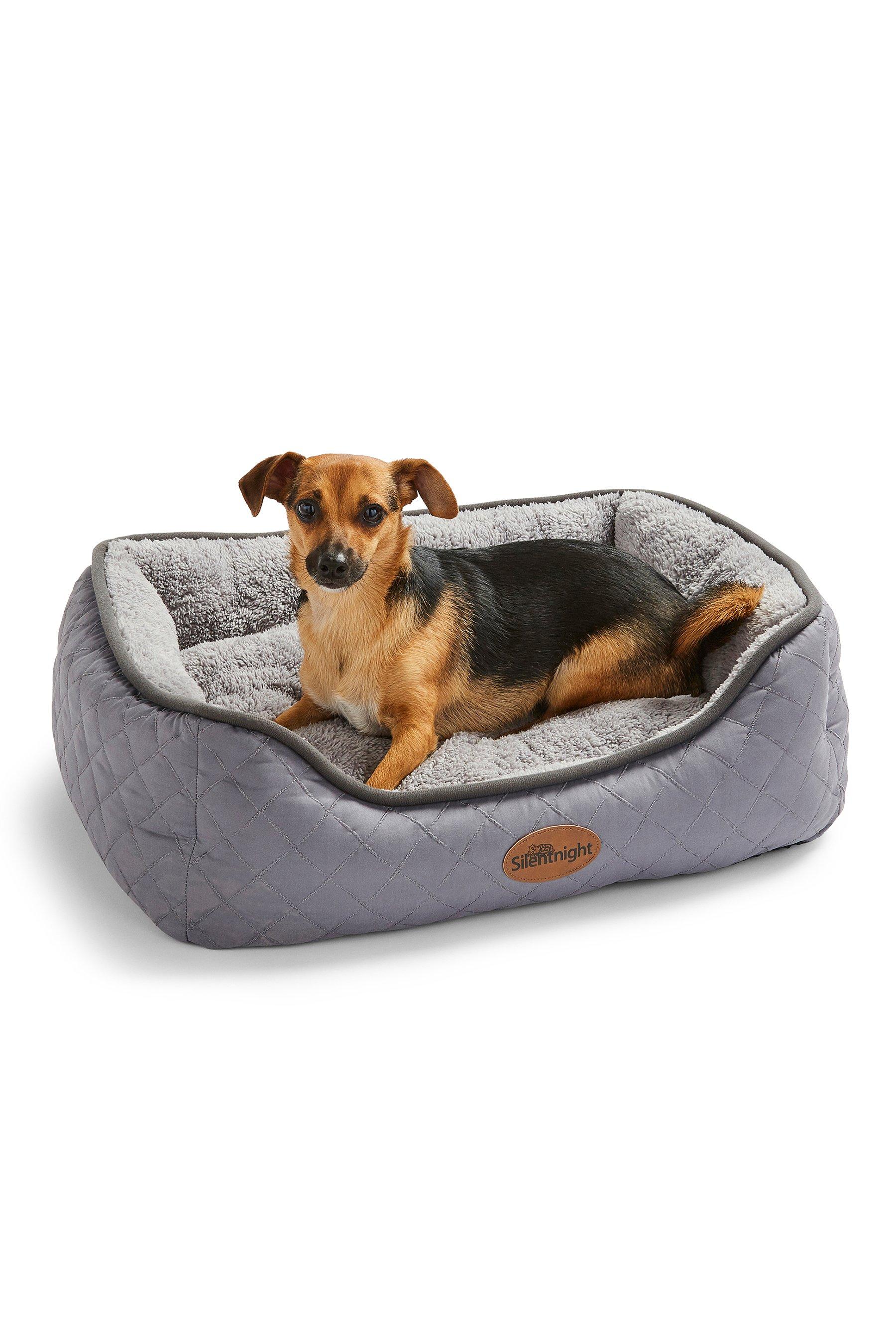 Max studio 2024 dog bed