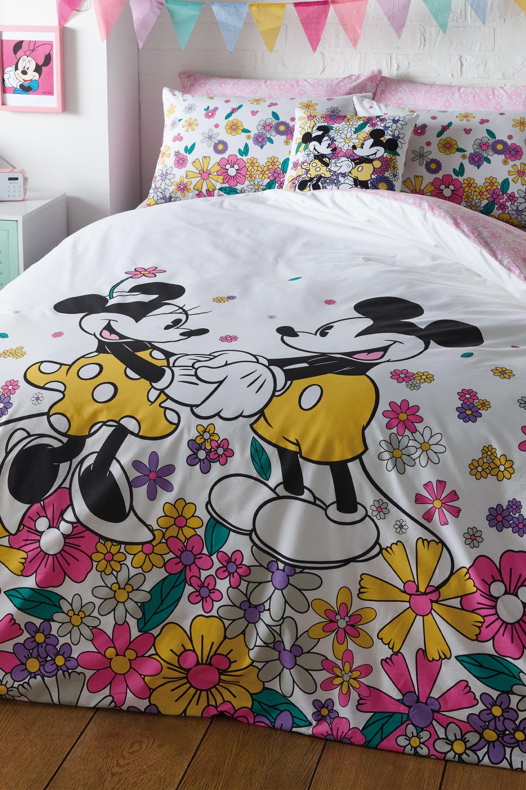 studio kids bedding