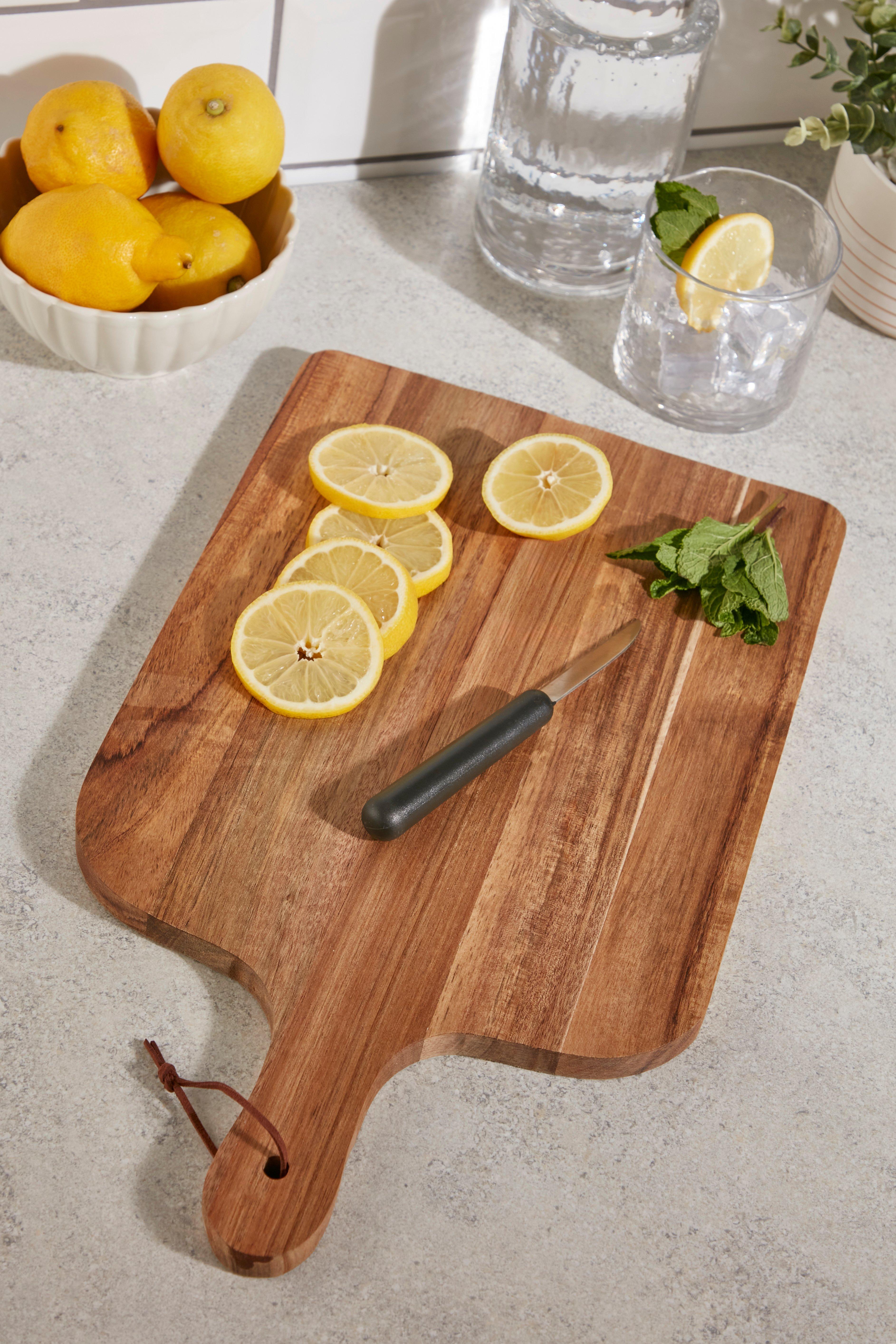 Personalized Acacia Paddle Cutting & Serving Board | Chicago Bears