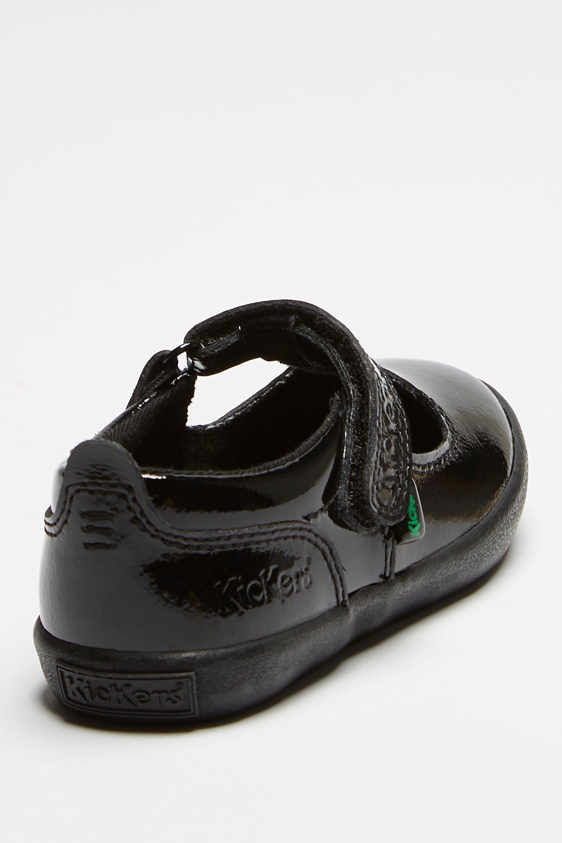 kariko t strap kickers