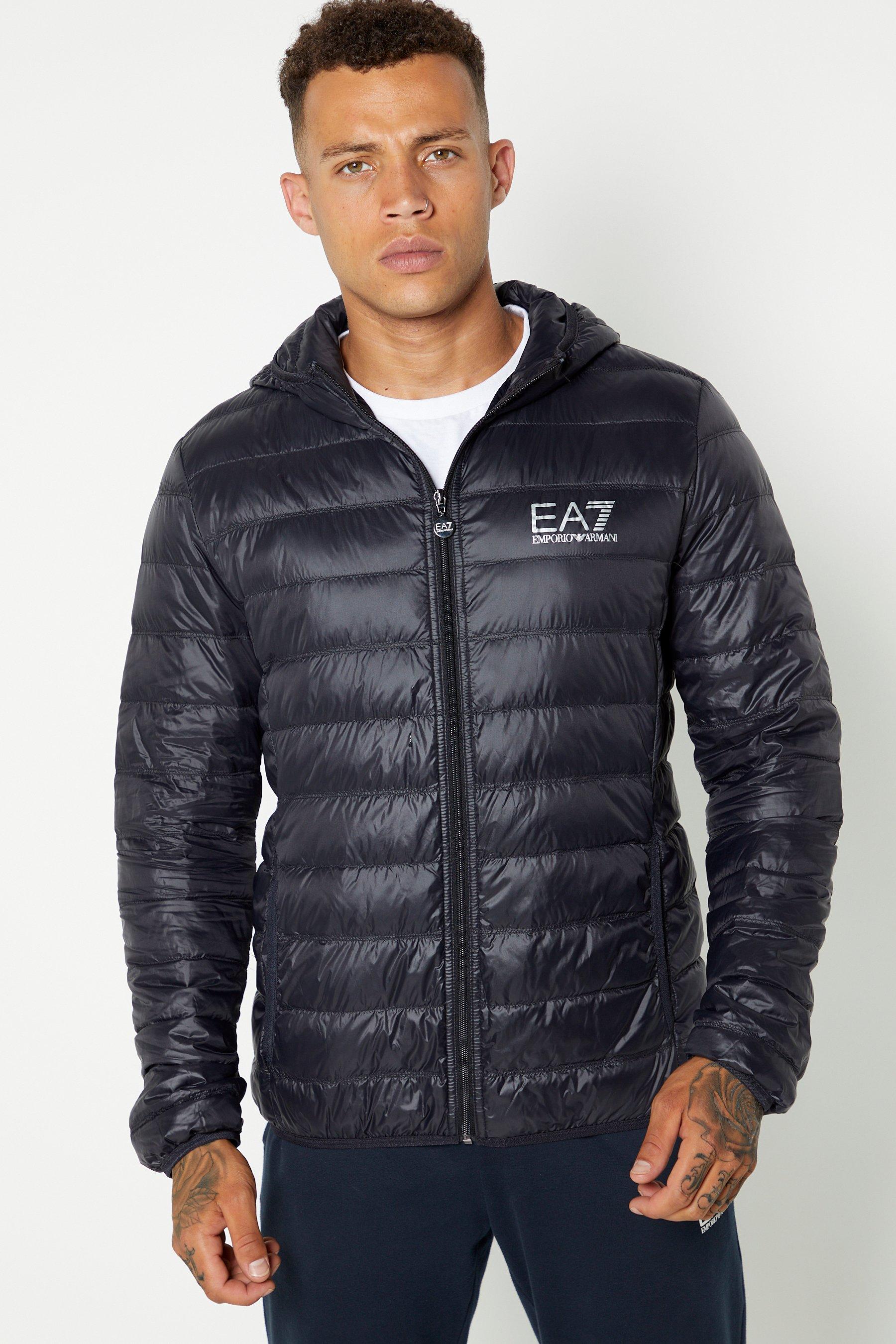 ea7 train core hooded down jacket