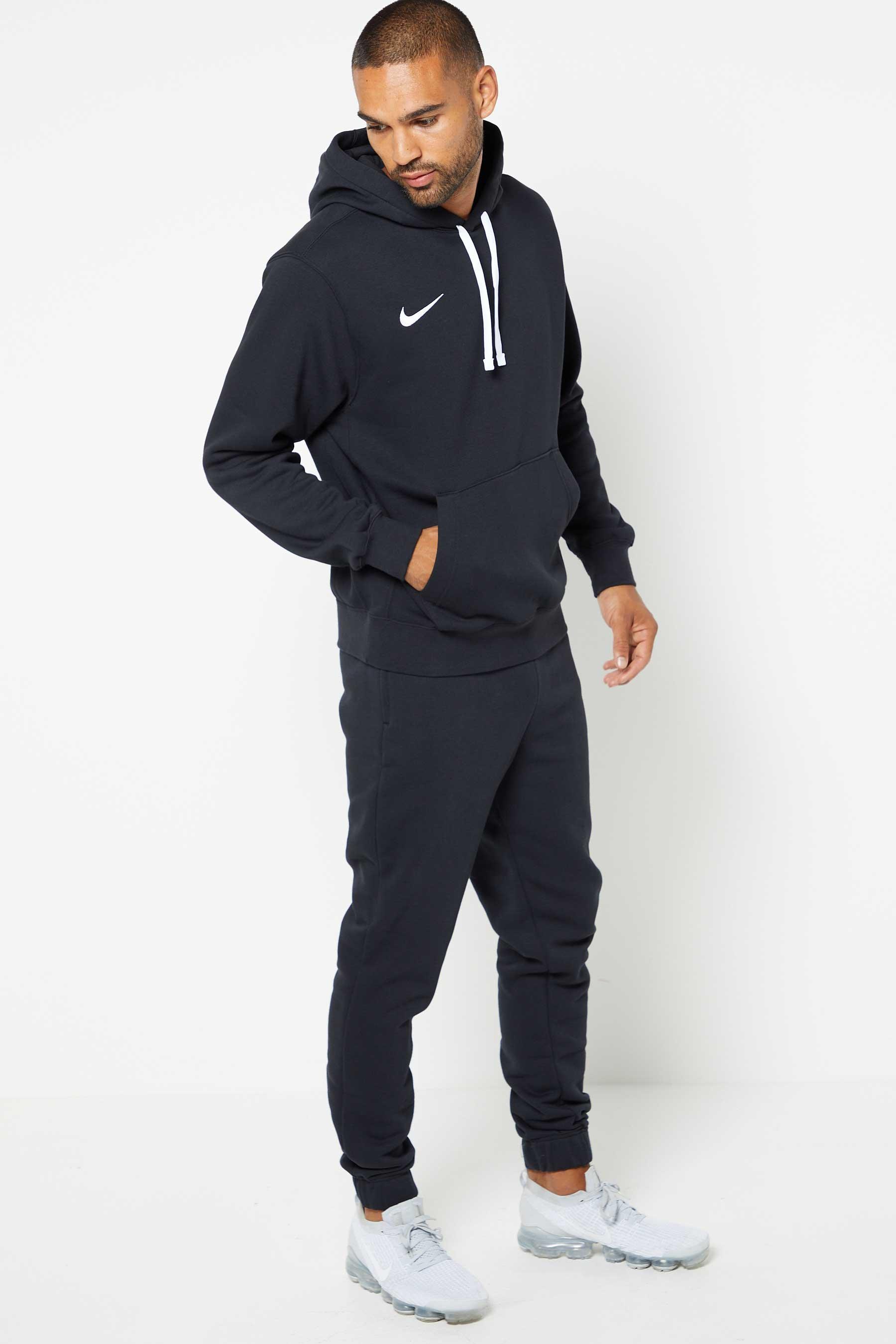 Find Men's Tracksuits. Nike ZA