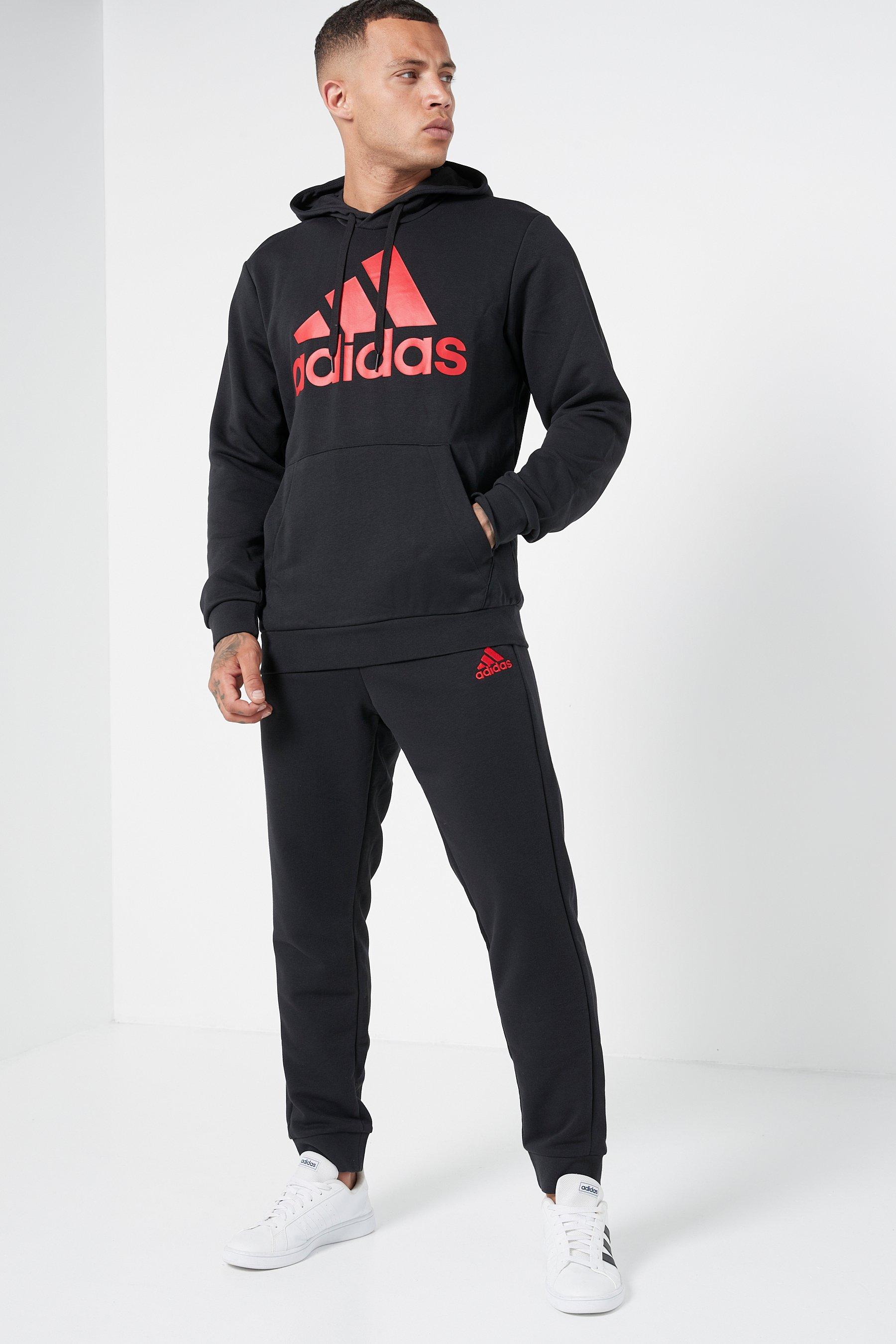 adidas Essentials | Studio