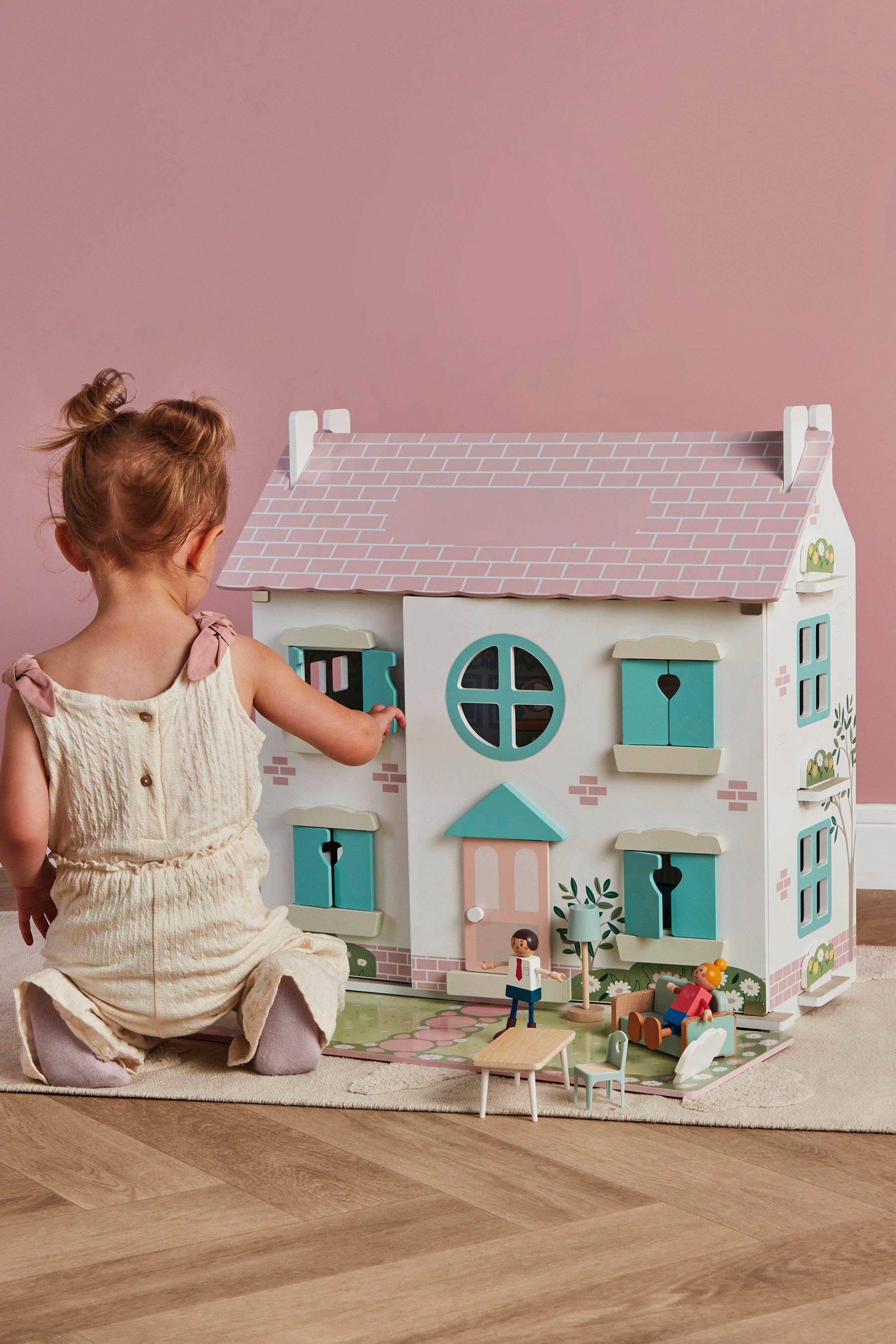 Dollhouse Made From Various Wooden Characters Background, Peppa