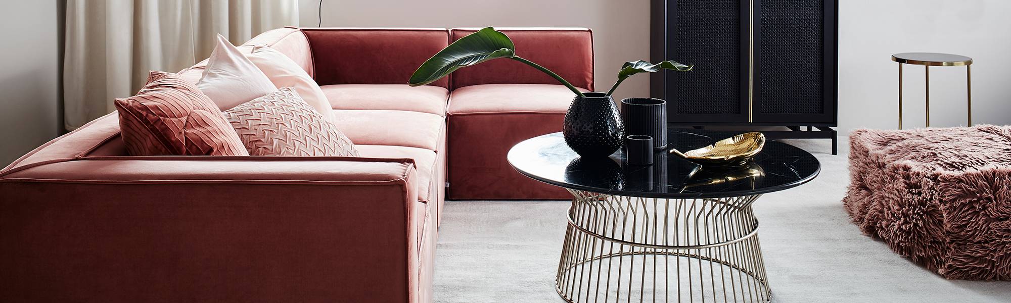 Japanilainen alaston mallit