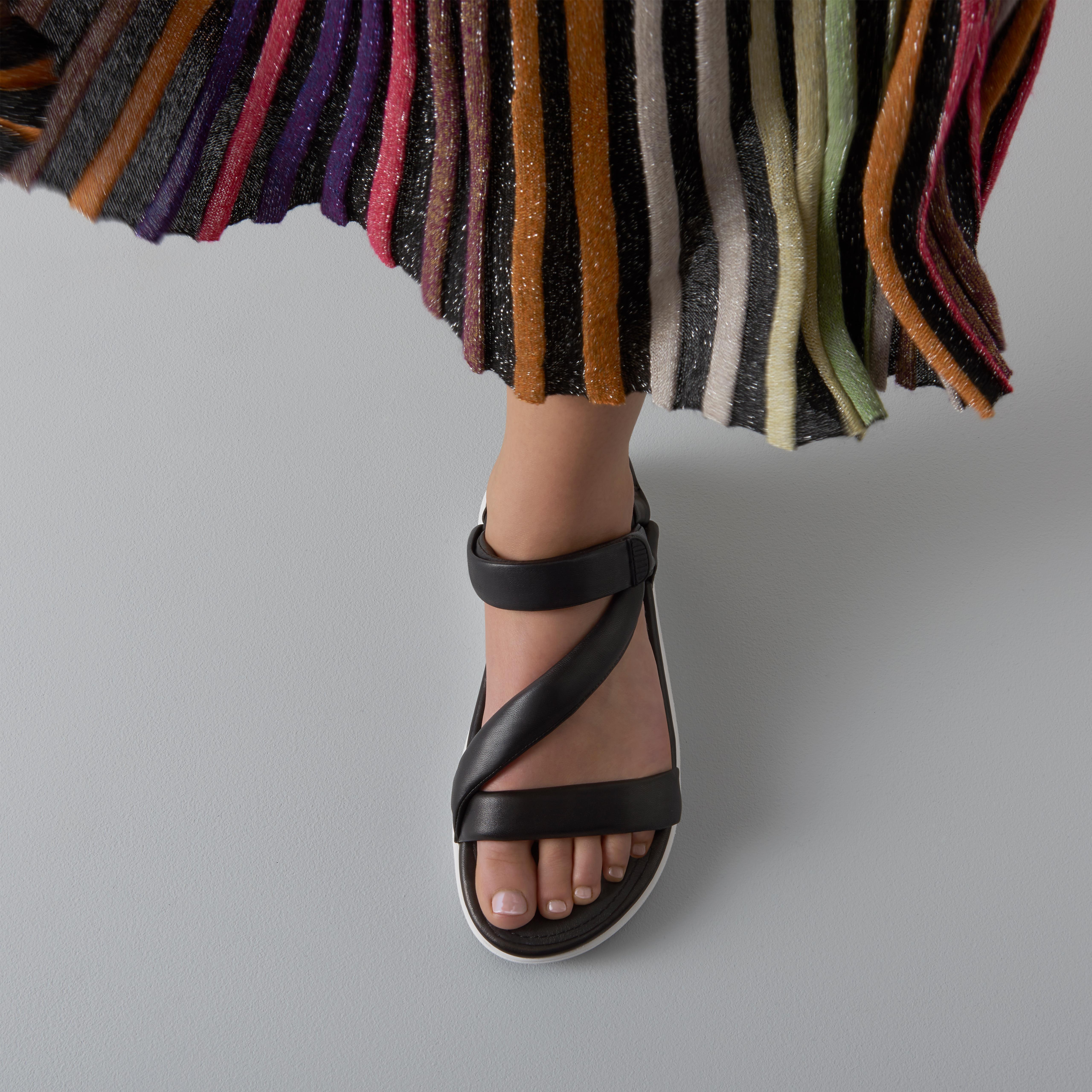 fitflop loosh luxe slide