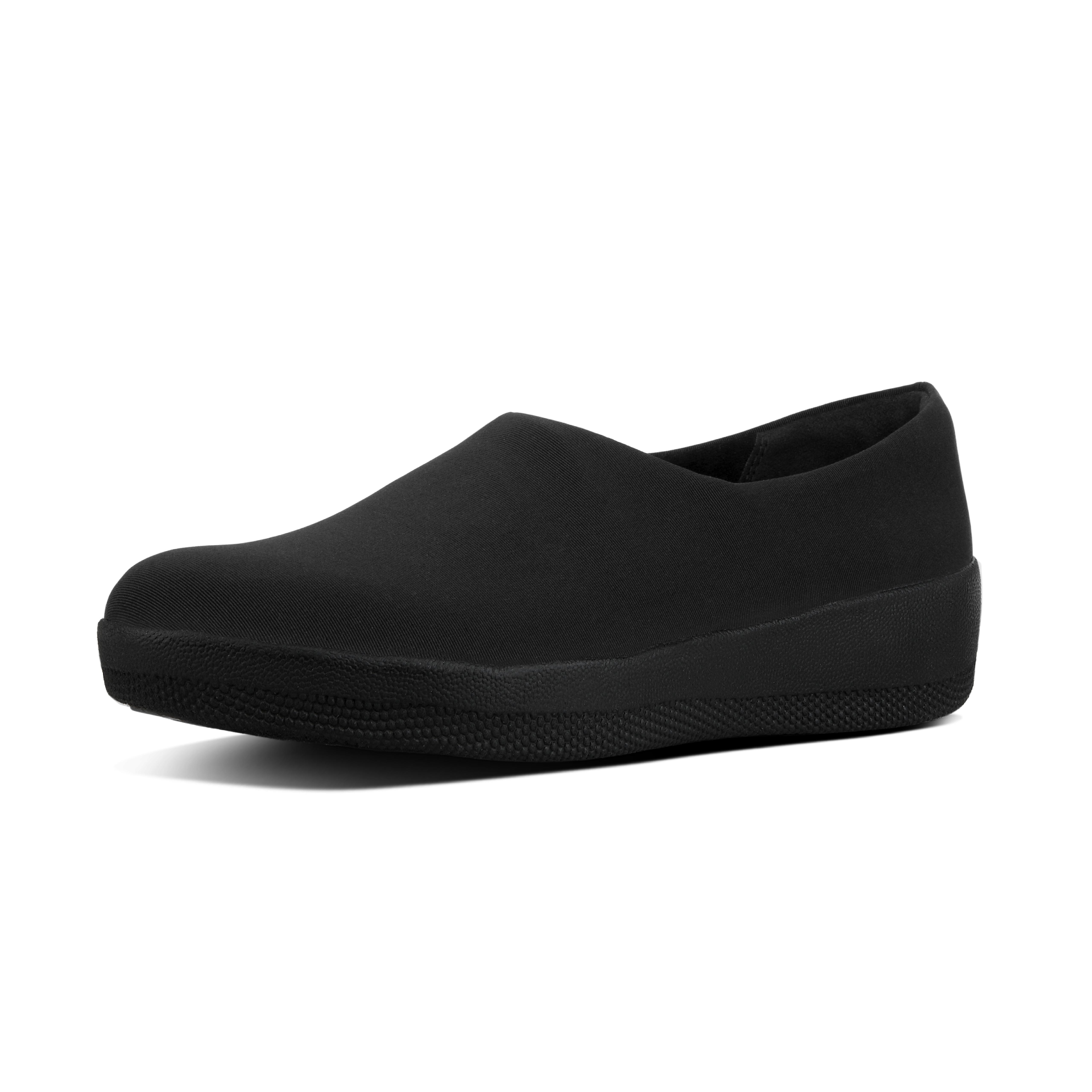 Simplicity at its best. Perfecting monochrome palettes - it's all in a day's work for these easy pull-on loafers. With a foot-hugging fit and on our lightweight, cushioned Supercom FF midsoles, they're supercomfortable too.