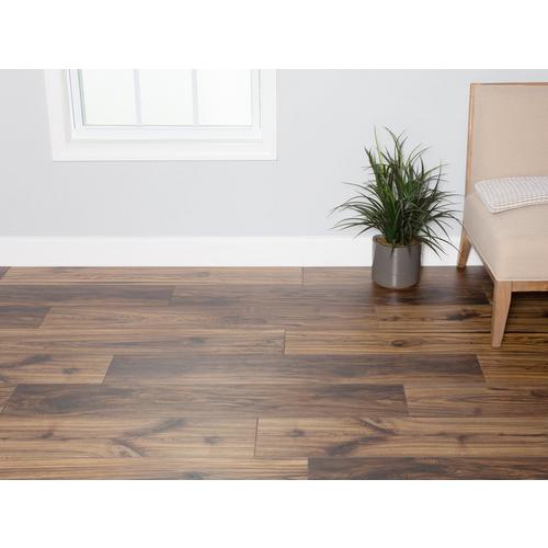 Belle Isle Water Resistant Laminate 12mm 100085489 Floor And