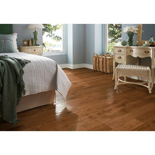 Yukon Hickory Hand Scraped Solid Hardwood 3 4in X 3 1 4in