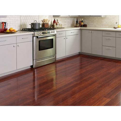 Cherry High Gloss Water Resistant Laminate 12mm 100344605