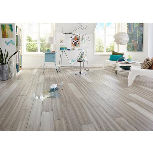 Kanton Gray Hand Scraped Locking Water Resistant Stranded Engineered Bamboo 7mm X 5 1 8in 100485796 Floor And Decor
