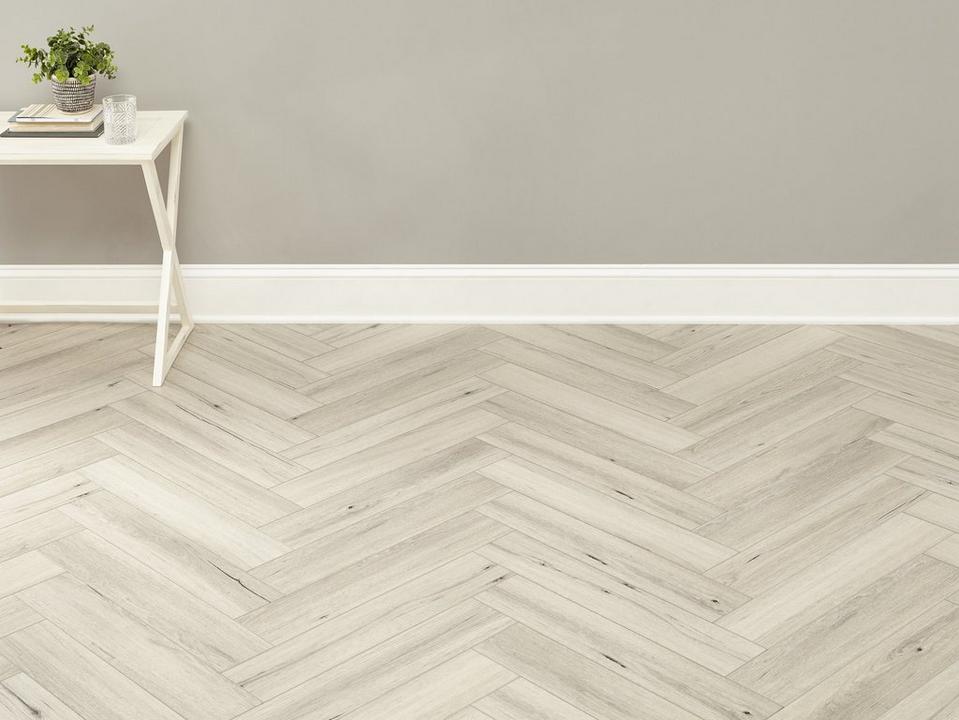 What Is the Difference Between Laminate, Linoleum, and Vinyl
