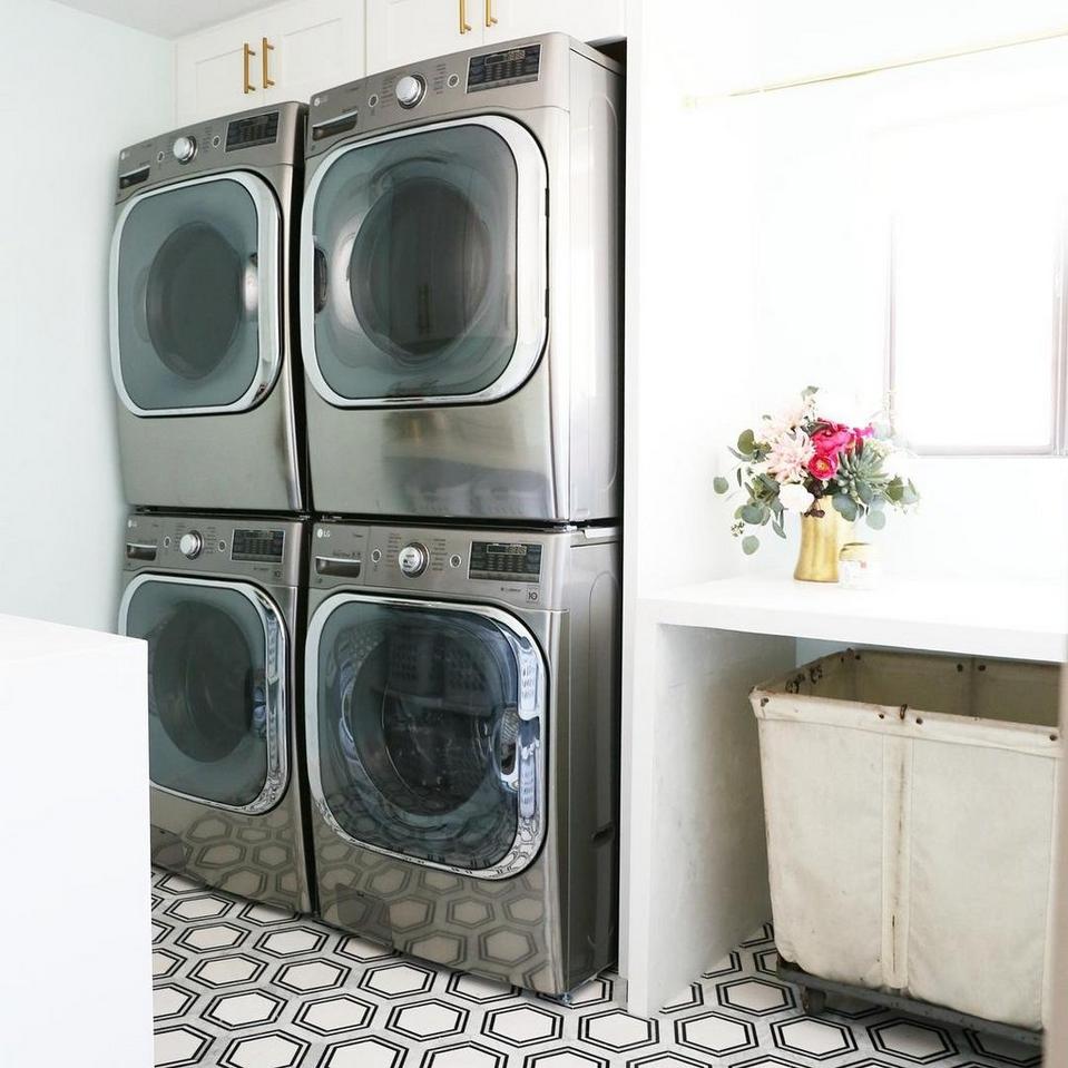 New & Now: Lively Laundry Rooms