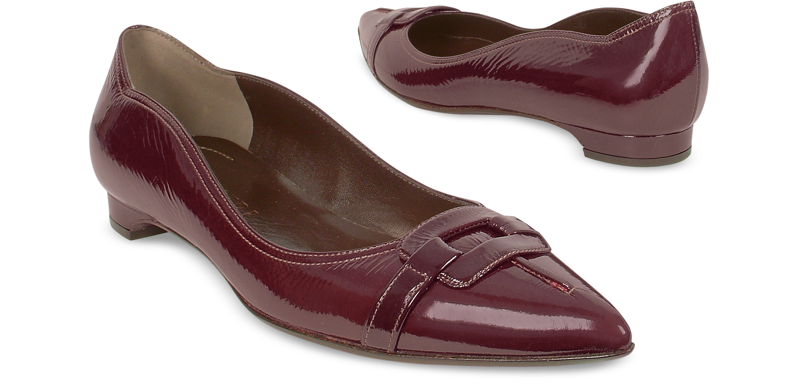 maroon flat shoes