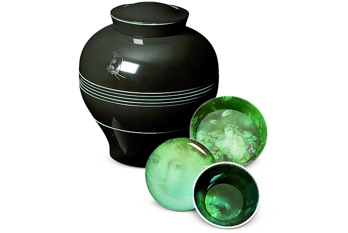 Yuan Black Vase / Stackable Bowls & Plates - Ibride