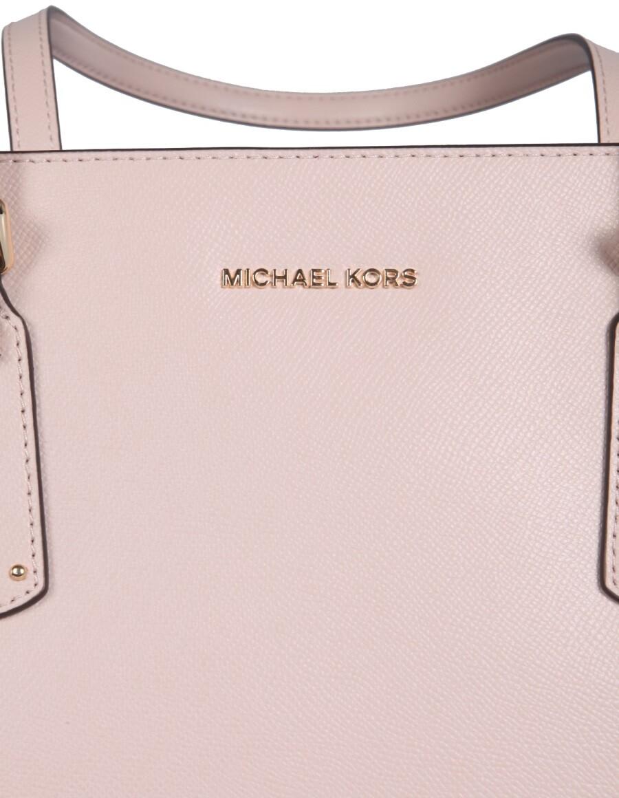 Michael Kors - Voyager Small Handbag