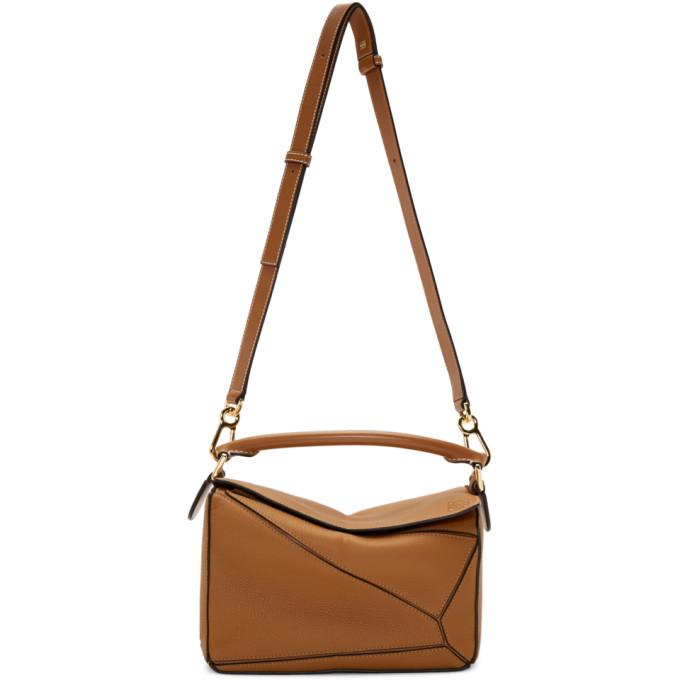 Tan Small Puzzle Bag от Loewe на сайте 