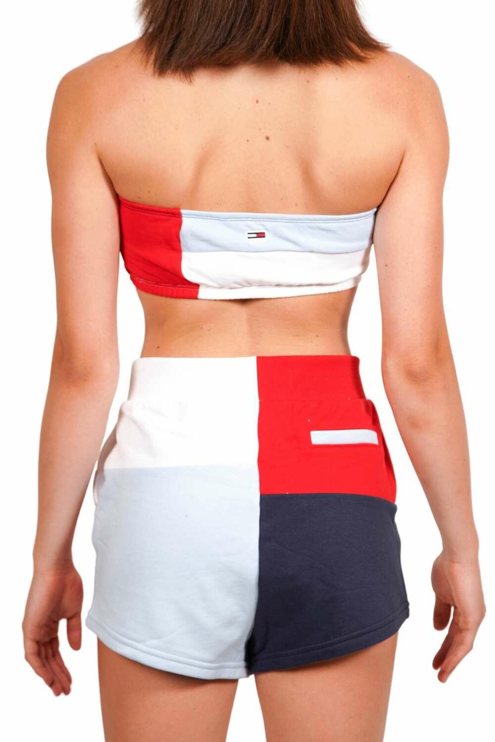 Tommy Hilfiger Womens Bandeau Top – Tube Top with Classic Tommy Jeans Color  Block and Logo : : Clothing, Shoes & Accessories
