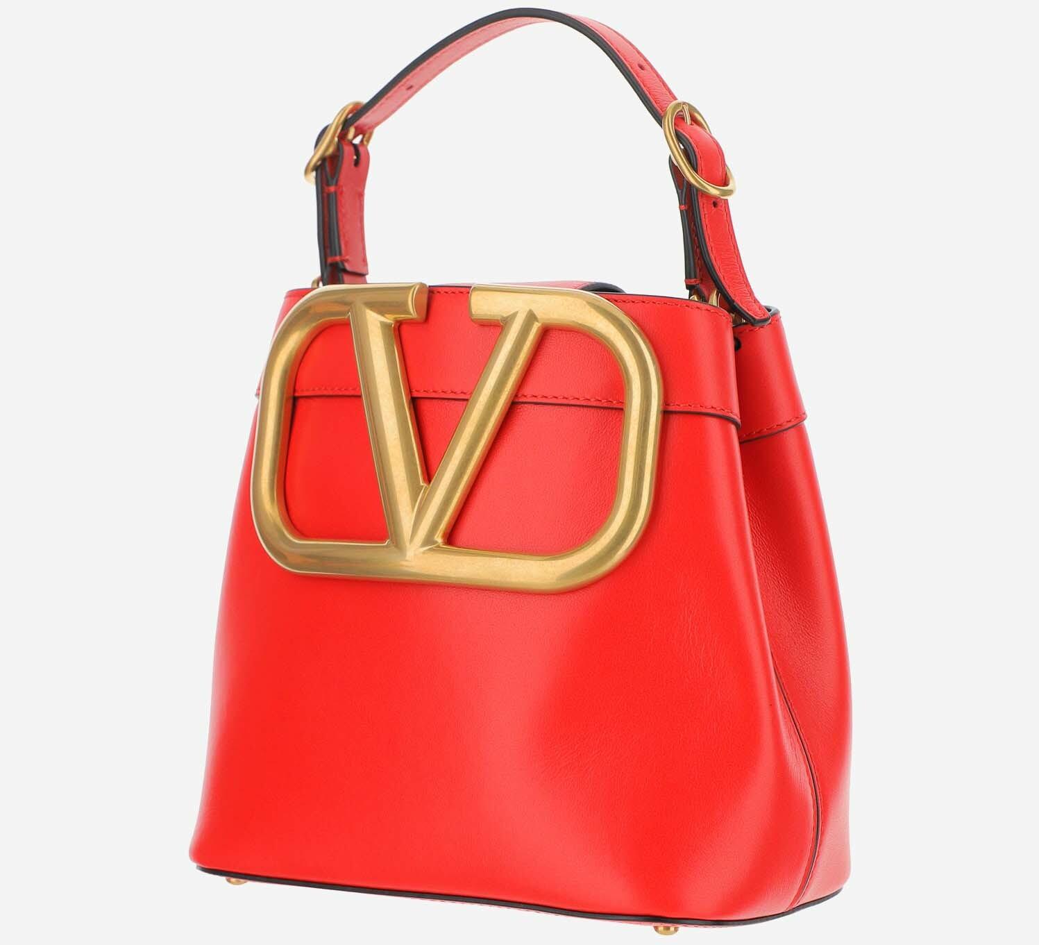 Supervee leather handbag Valentino Garavani Red in Leather - 35444325
