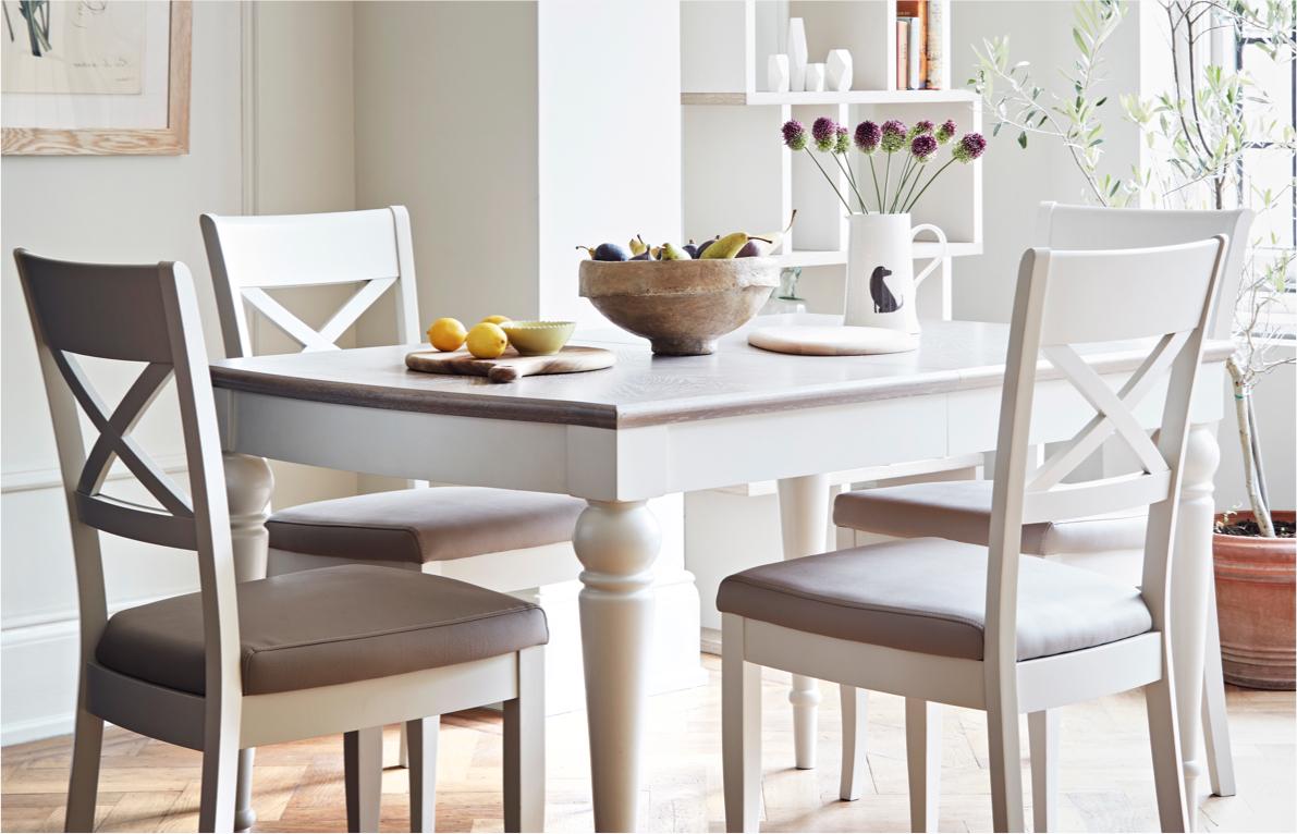 White And Wood Dining Room Tabe