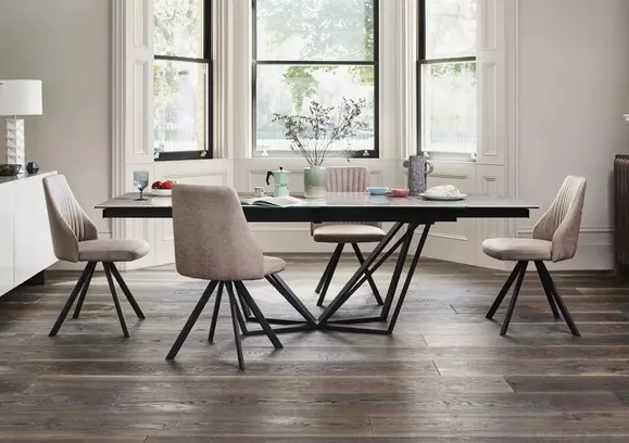 Birchley extendable deals dining table