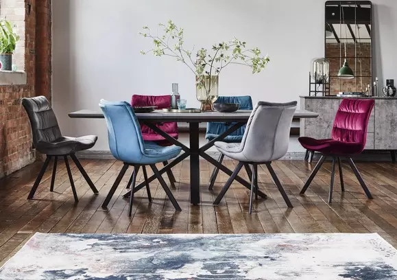 Extendable dining table and 8 online chairs