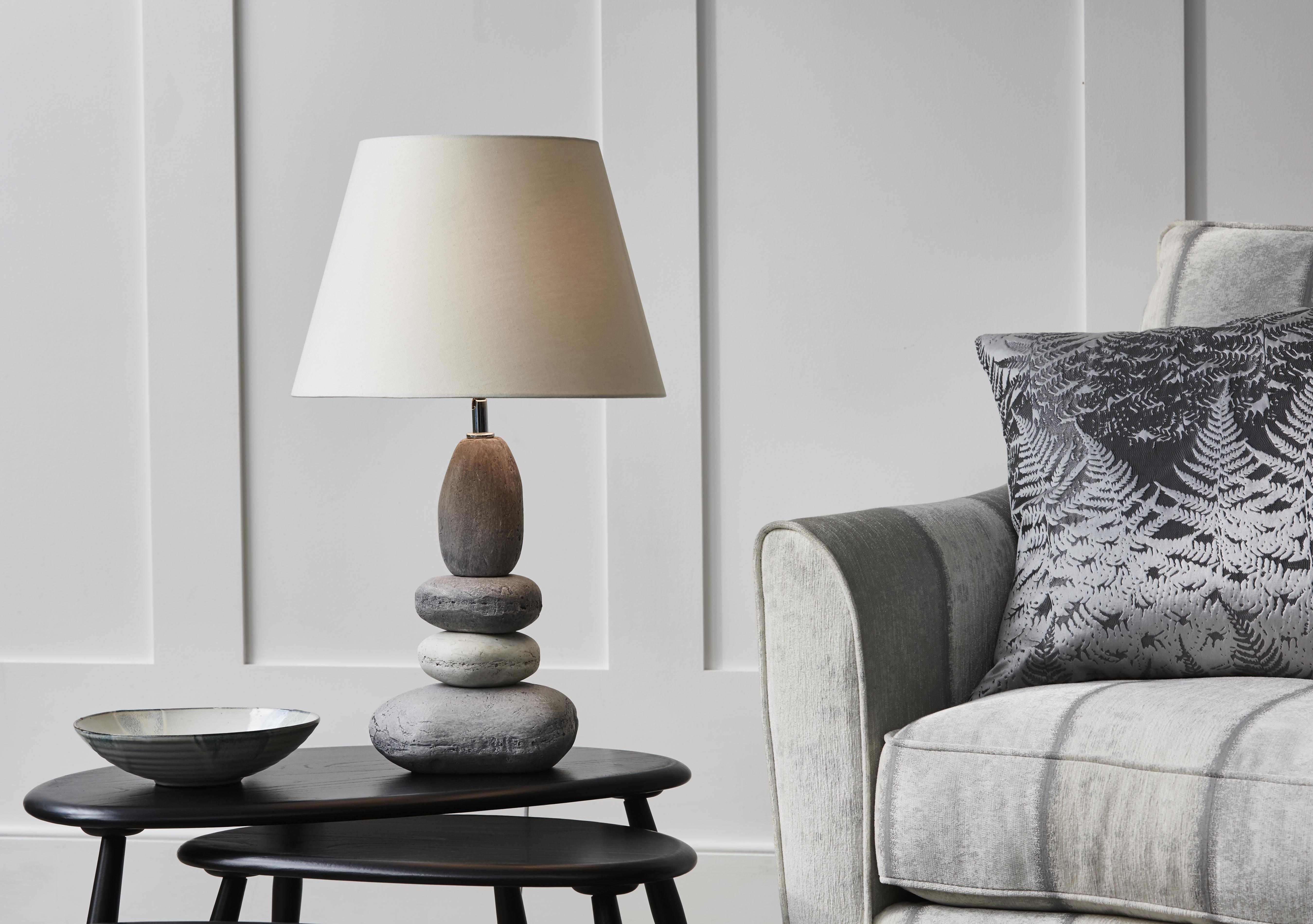 pebble base table lamp