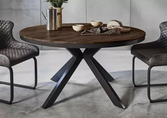 Round dining deals table with extension