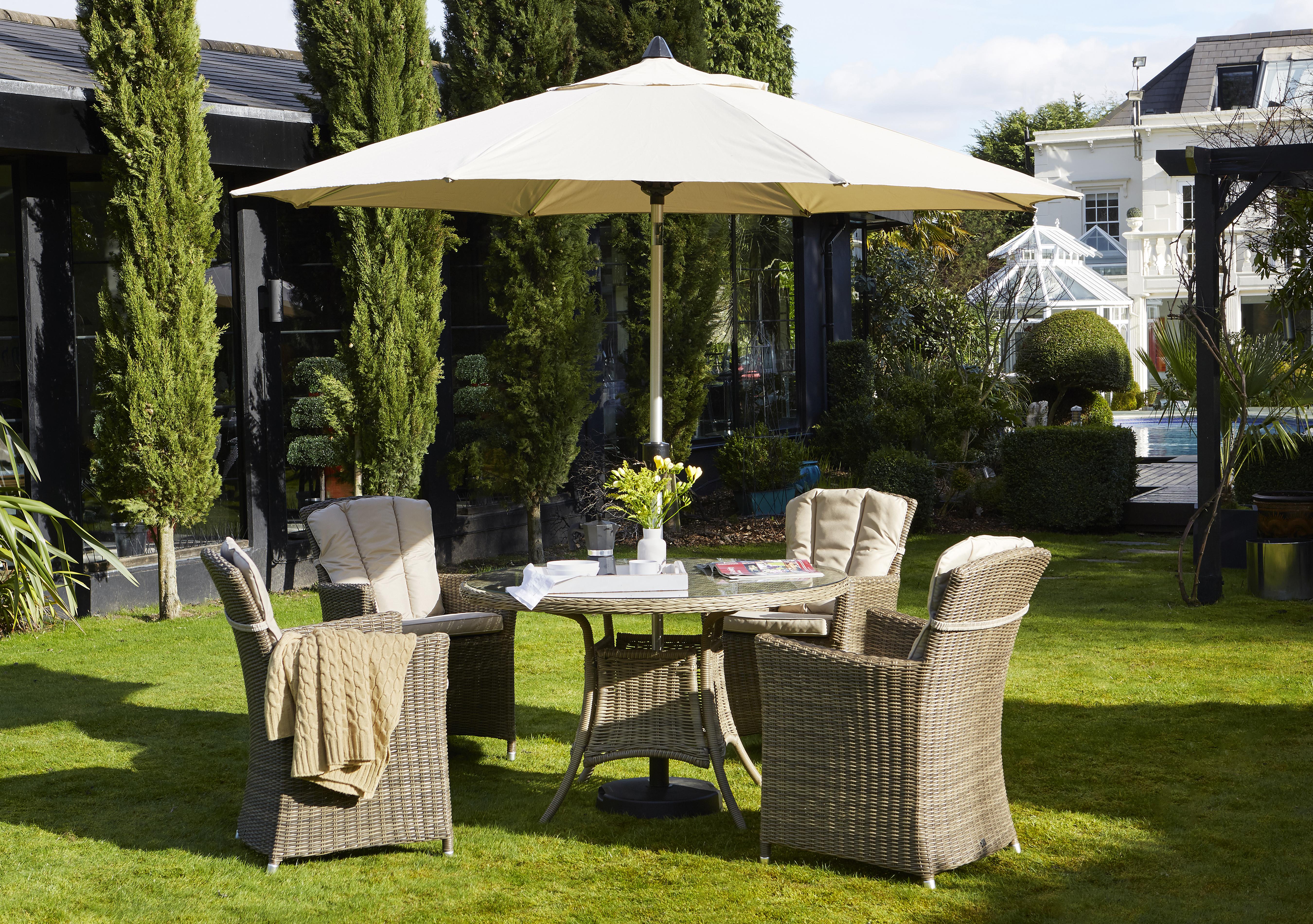 Dining set with discount parasol