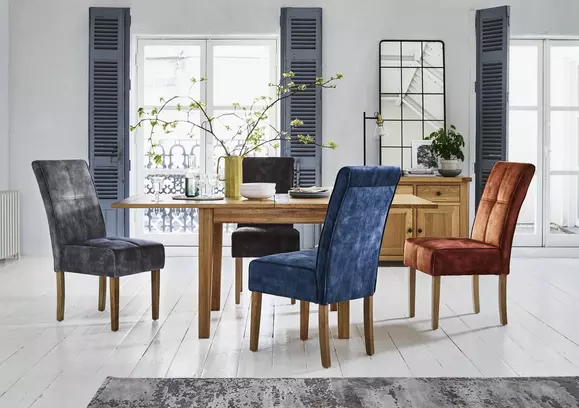 Oak and grey table best sale and chairs