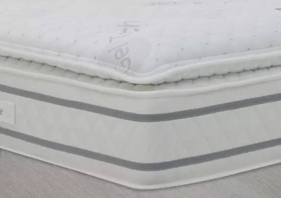 Gel on sale topped mattress