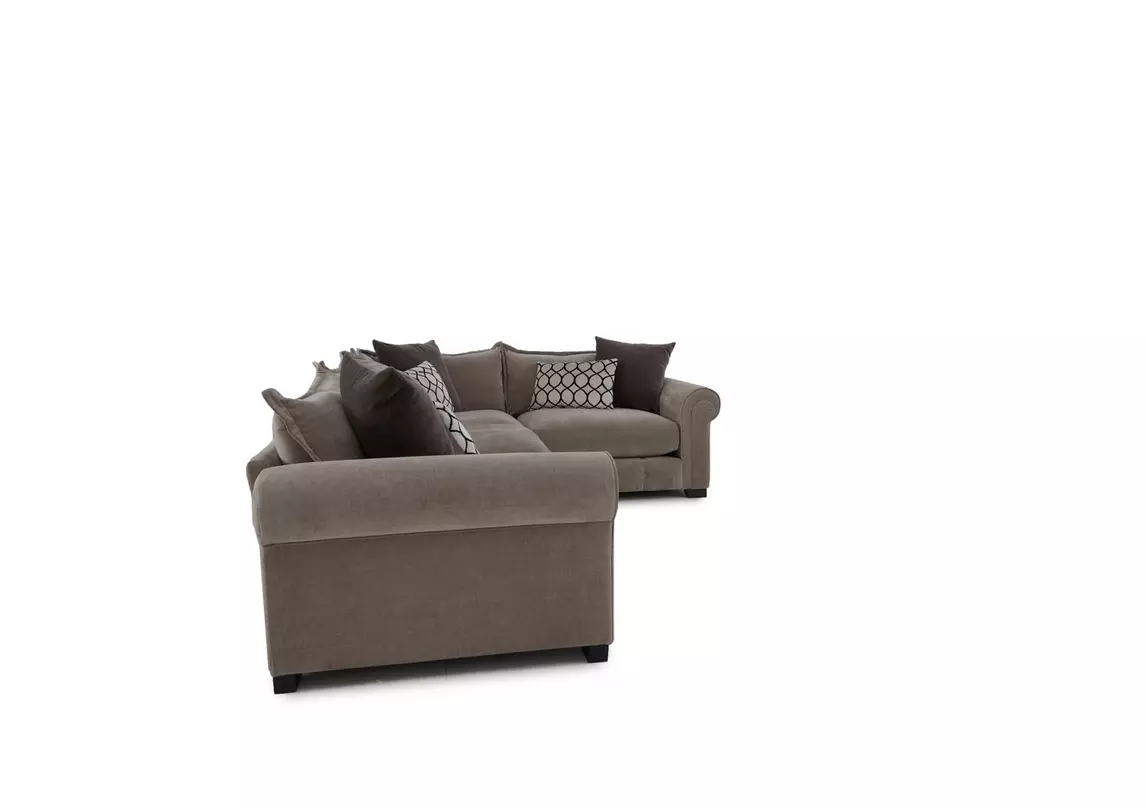 Closest bob's 2024 furniture to me
