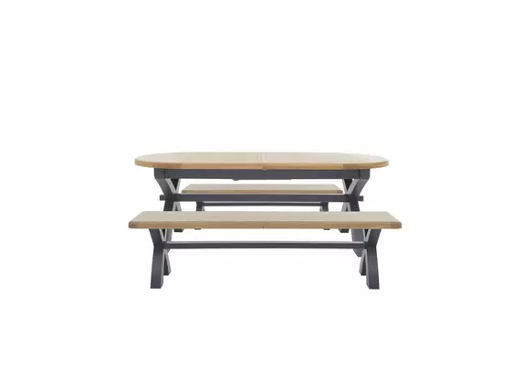 Bench with online oval table