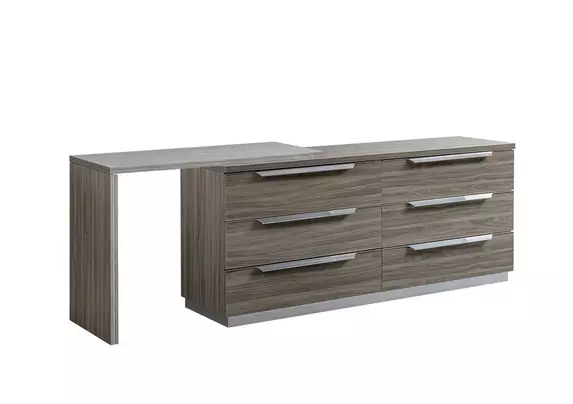 6 double deals drawer dresser