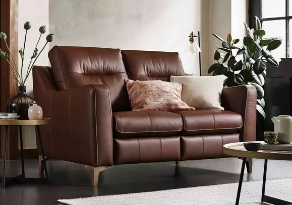 G plan leather online recliner sofa