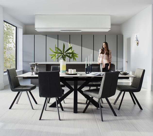 New Phoenix Solid Oak Glass Dining Table Modern Clear Dining Room Furniture 