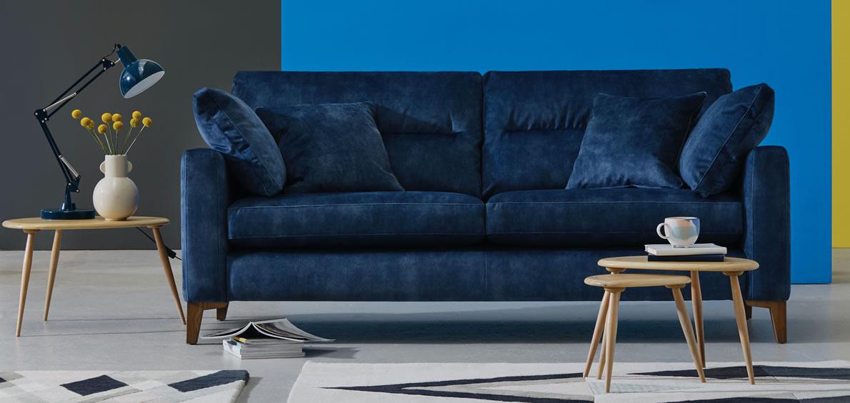 Uniqa Sofa