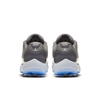 Chaussures Air Jordan 11 à crampons pour hoimmes - Gris/Blanc