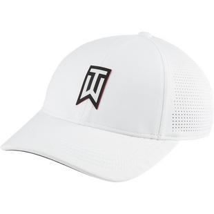 New nike golf on sale hats