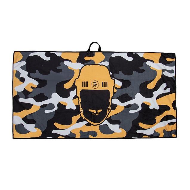 Spittin' Chiclets Camo Towel BARSTOOL
