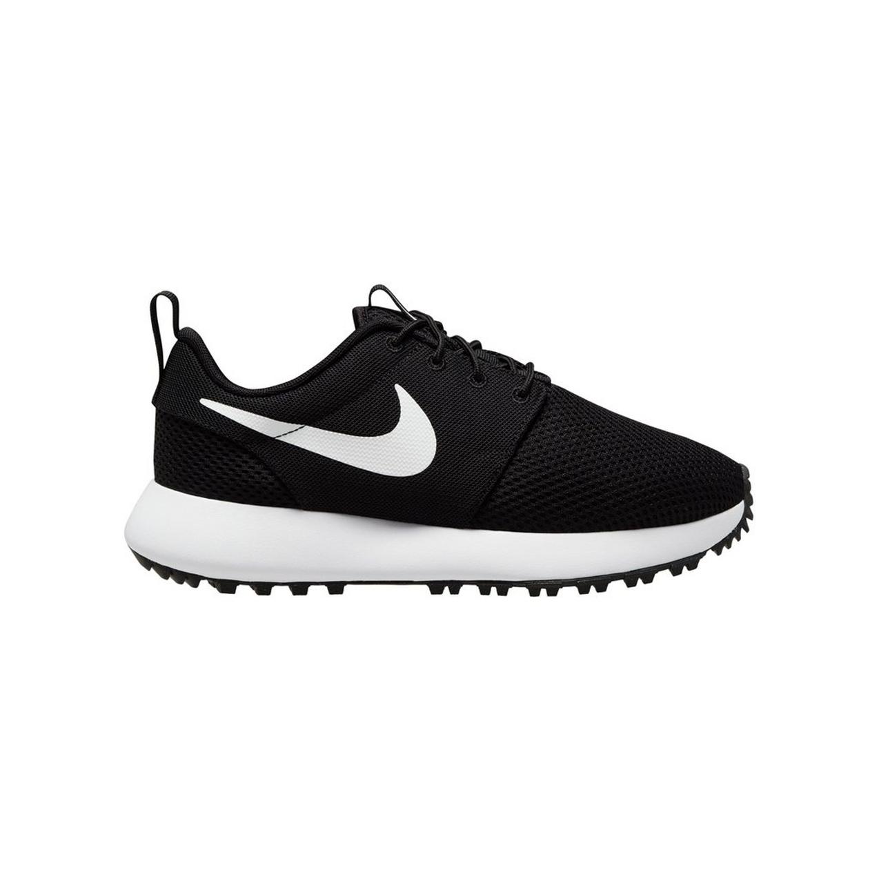 Nike roshe junior black on sale