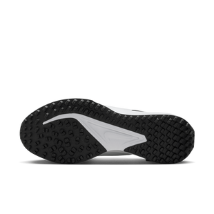 Infinity G 2 Spikeless Golf Shoe - White NIKE