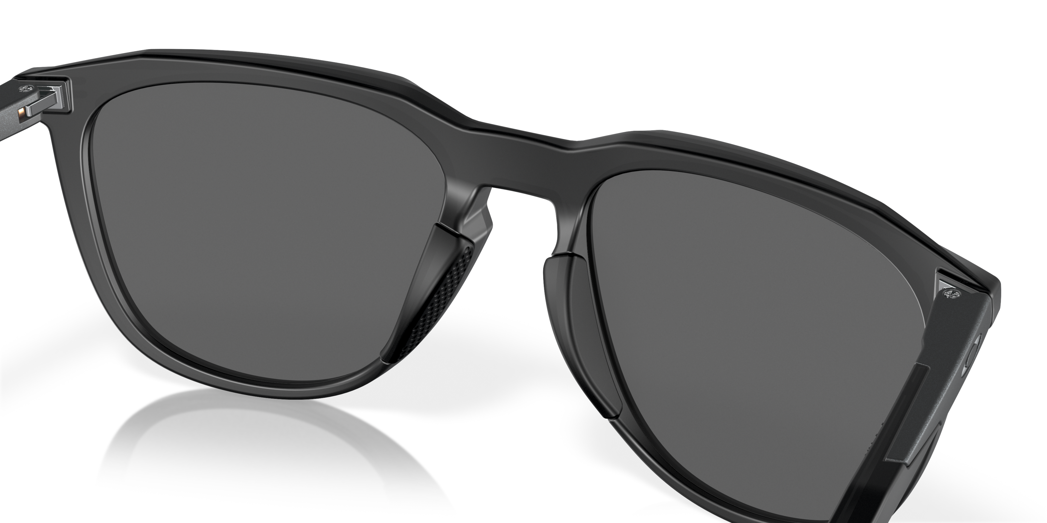 Thurso Matte Black Ink w/ Prizm Black Iridium Sunglasses