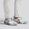 G&eacute;n&eacute;ration Pr&eacute;c&eacute;dente - Chaussures MG4X2 T.P.U. sans crampons pour hommes - Blanc/Gris