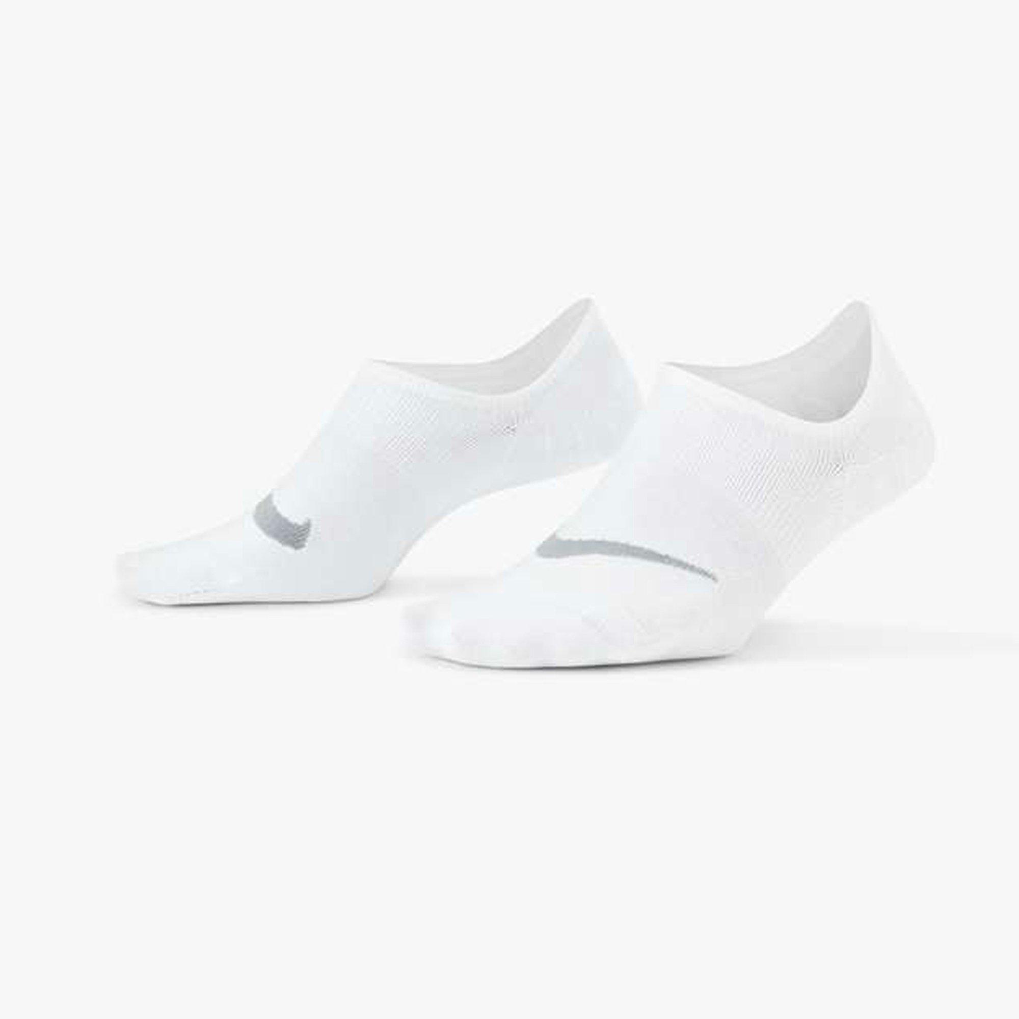 Nike | Women's Everyday Plus Lightweight Footie Socks, Snow White, Size Medium