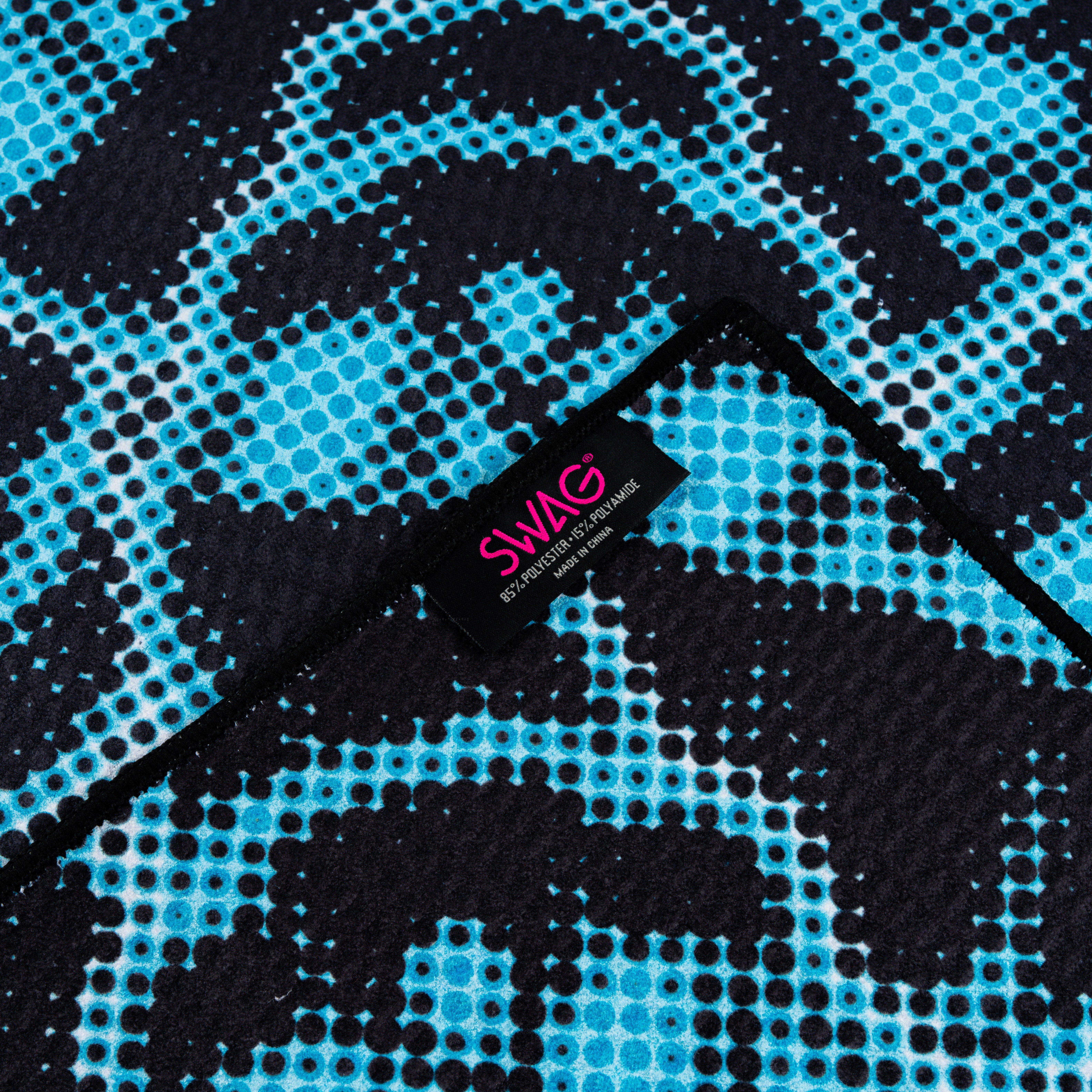 Blue Halftone Stacked Dripping Skulls Towel