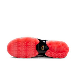 Prior Generation - Air Max Plus G NRG Spikeless Golf Shoe - White/Pink NIKE