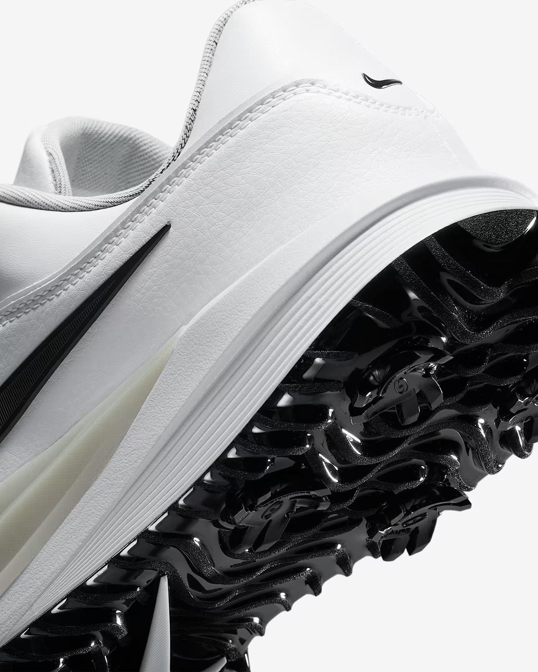 Victory Pro 4 Spiked Golf Shoe