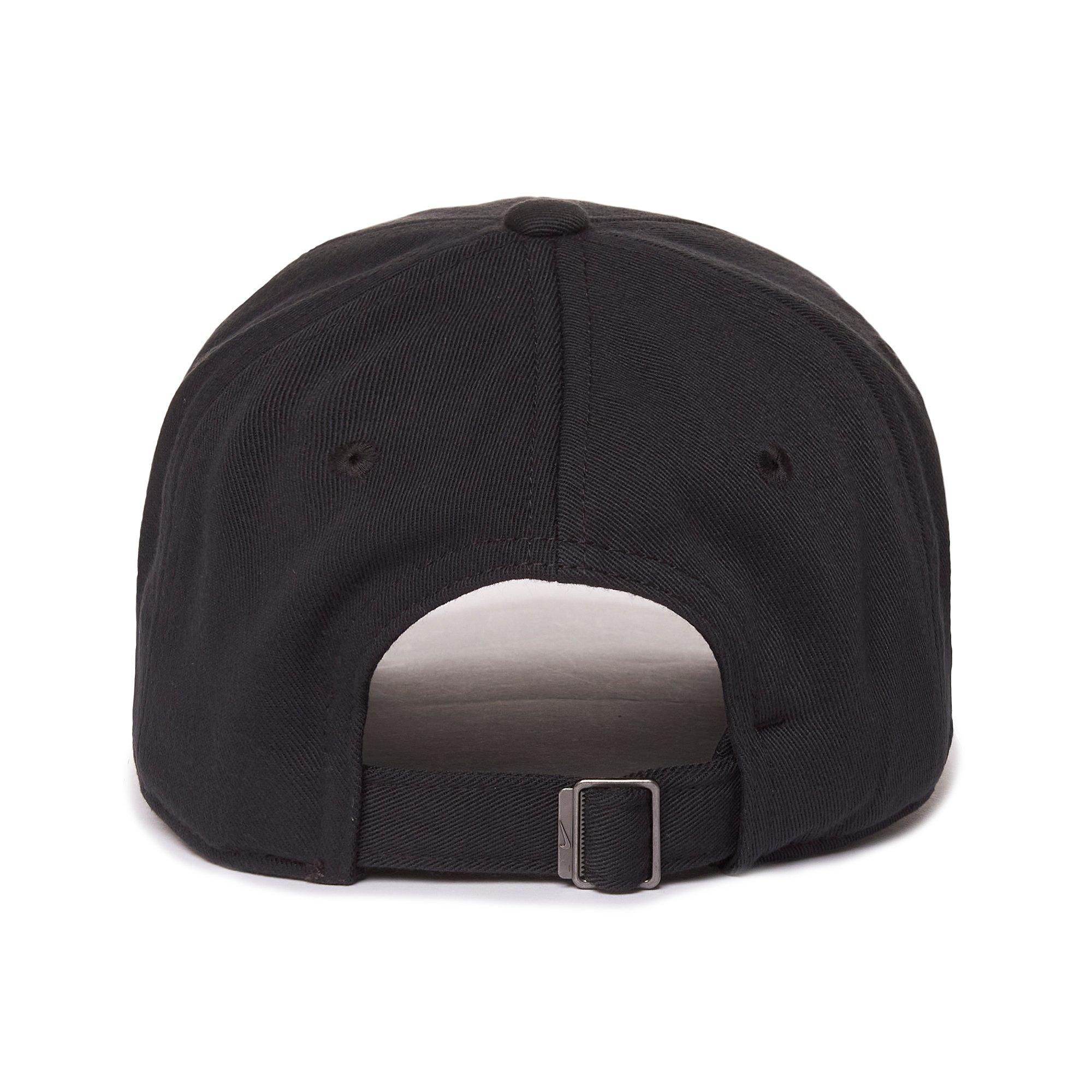 Unisex Club Small Swoosh Cap